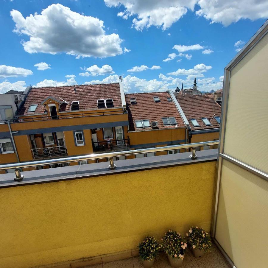 Soul Stan Na Dan Appartement Novi Sad Buitenkant foto