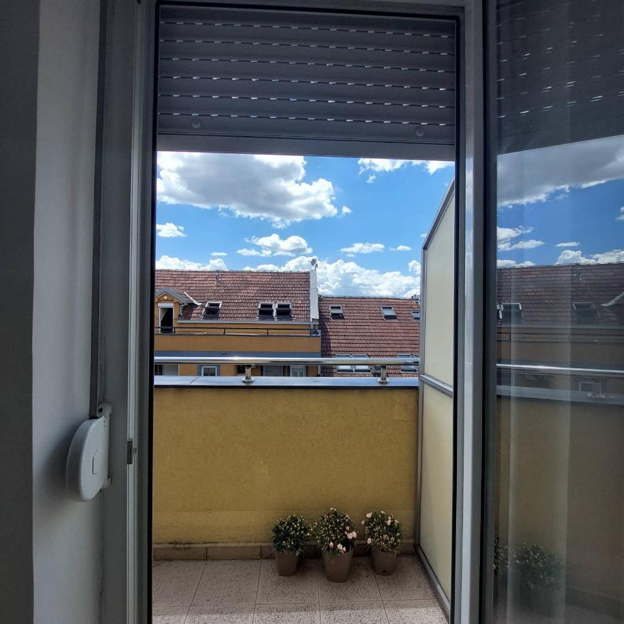 Soul Stan Na Dan Appartement Novi Sad Buitenkant foto